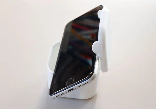 キャンドゥ 充電器ケース スマホスタンド