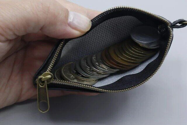 セリア 合皮スリムコインケース フック付 使用例