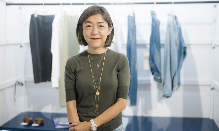 画像: 【マディソンブルー】ディレクター／デザイナー 中山まりこさん 1980年代よりスタイリストとして活動を開始し、広告や雑誌、ミュージシャンのスタイリングを中心に活躍。2014年に自身のブランド【マディソンブルー】を立ち上げる。