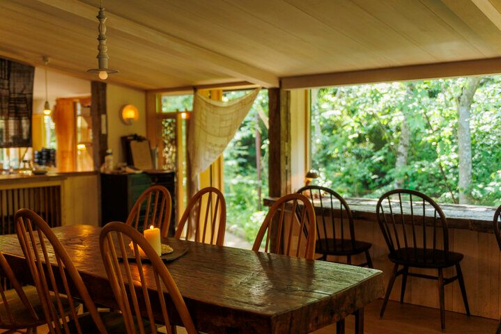 京都・大原の里のリバーサイドカフェ「somushi ohara」で、オーガニックのランチやスイーツを