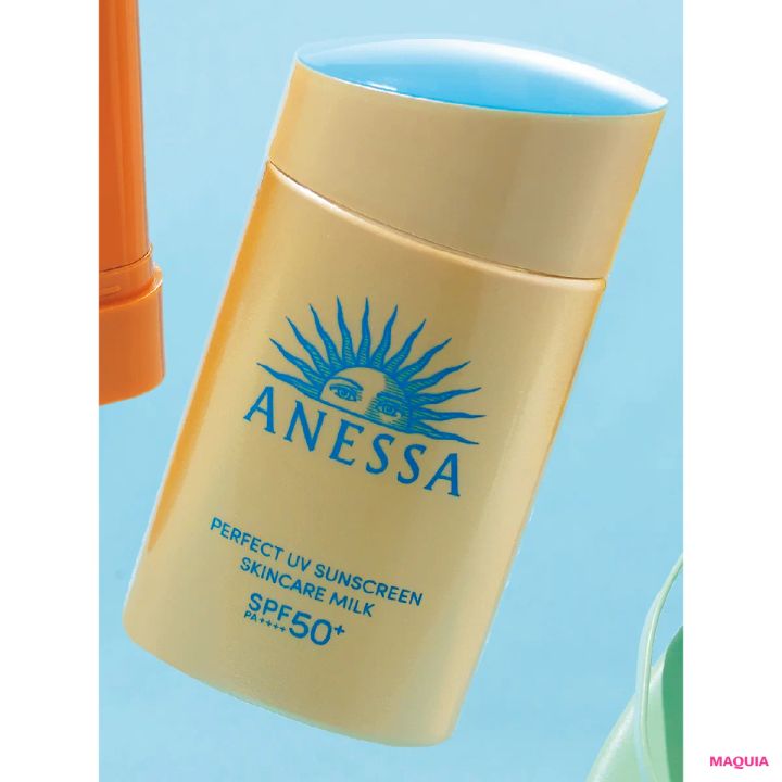 バカンスに持っていくUV3選。汗・水・熱に強いはマスト！ 気分の上がる要素も_5