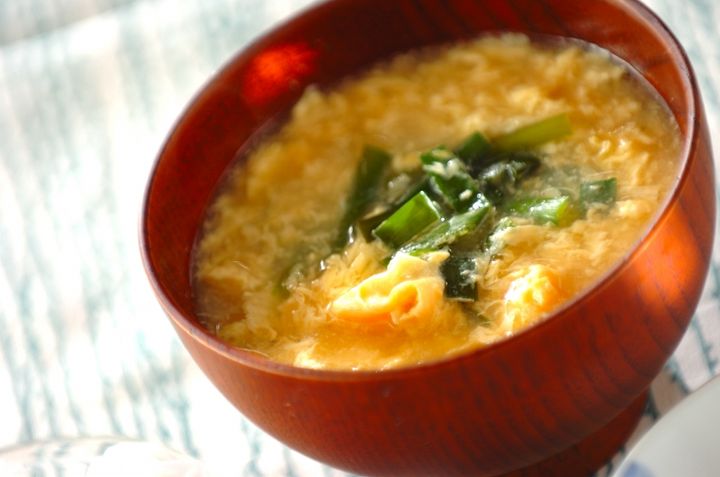手軽に栄養たっぷり！ふんわりたまごのニラ玉みそ汁 by吉田 朋美さん