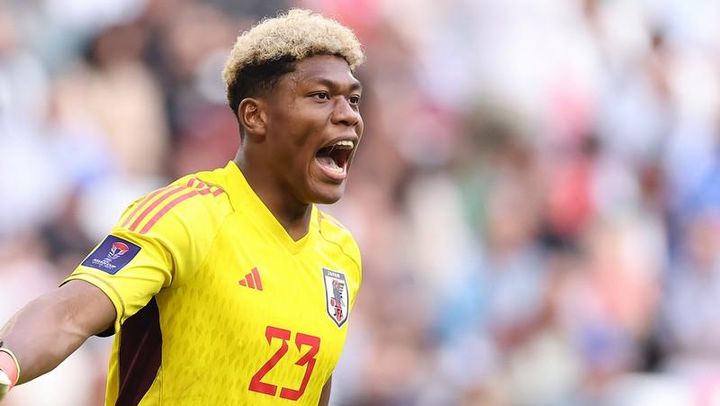 21歳GK鈴木彩艶、マンチェスター・ユナイテッドは獲得を諦めず 「興味を失ったことは一度もない」