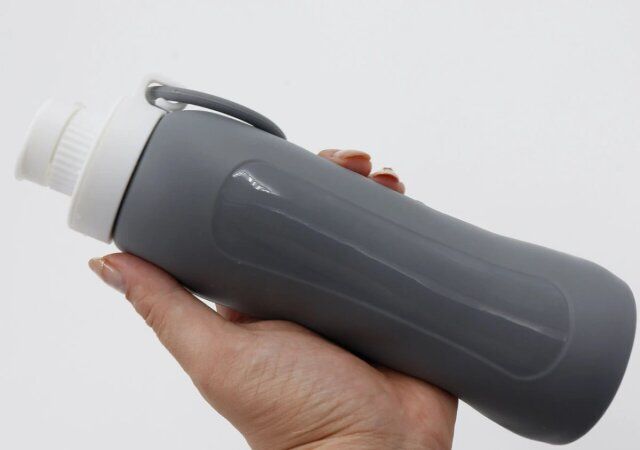 ダイソー 折りたためるコンパクトボトル