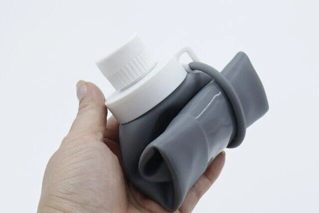 ダイソー 折りたためるコンパクトボトル 折りたたみ時のサイズ