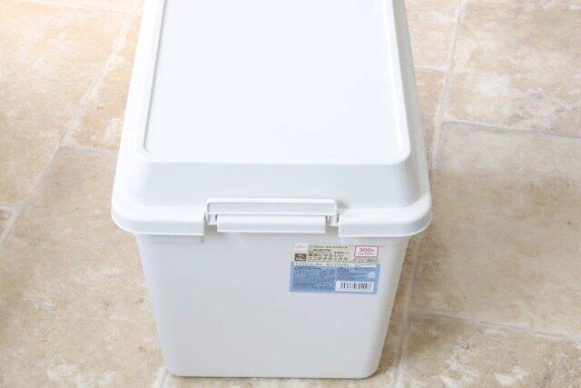 ダイソーの重ねる収納グッズ