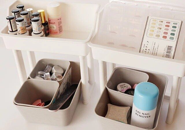 ダイソーの重ねる収納グッズ