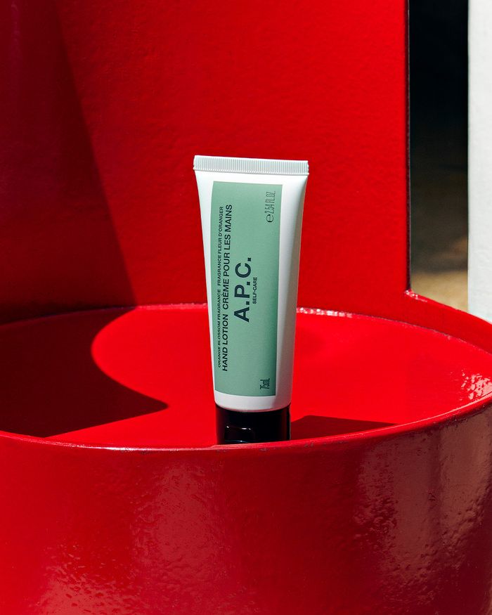 【プレゼント向け】ハンドクリームおすすめ7選。定番から個性派までFUDGEが厳選