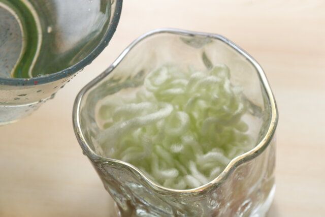 ダイソー 土無しで育つ栽培ファイバー プリムレア 使用方法