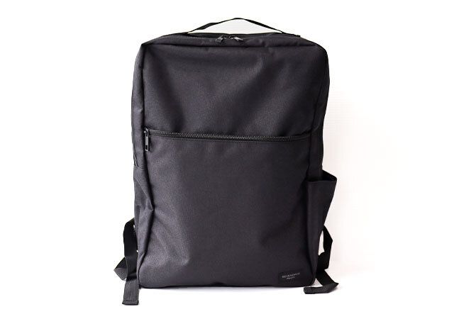 バックパック 正面