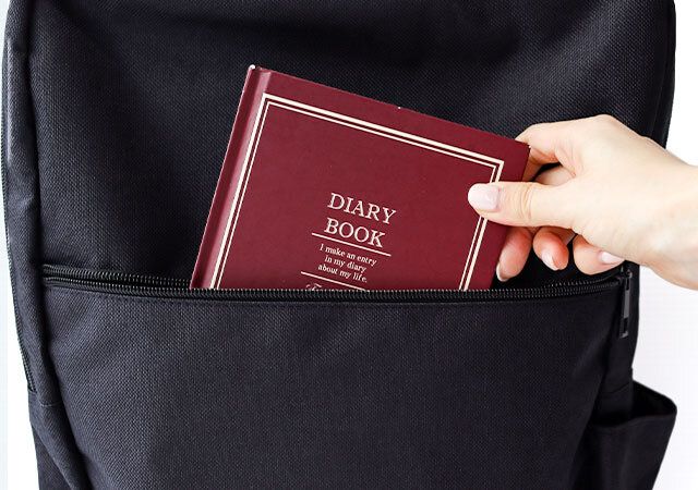 バックパック フロントポケット