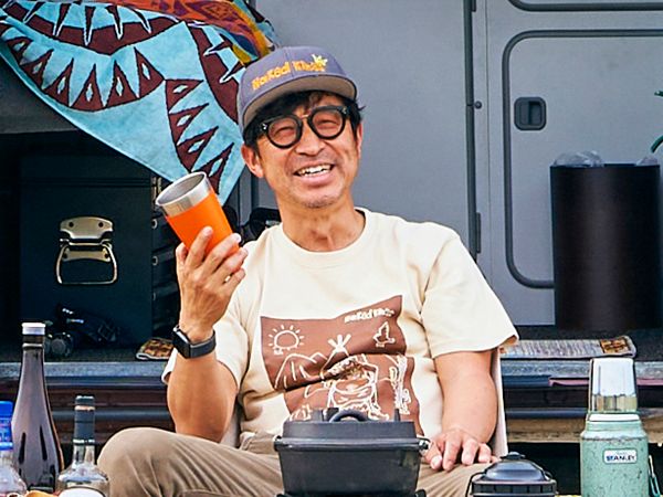 30年前の車で車中泊!?上級キャンパーのキャンプ術が凄すぎた…！