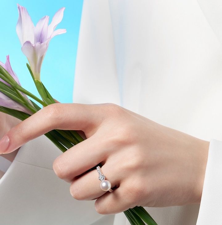 リング（PT×あこや真珠×ダイヤモンド）￥600,000後半〜