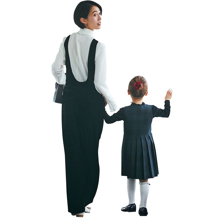 オケージョン対応可能なサロペットコーデ