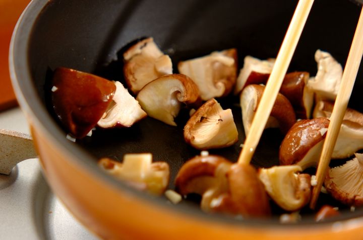 シイタケのパセリバターの作り方1