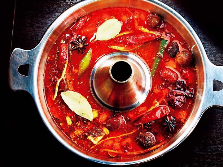 参宮橋『麻辣火鍋専門店 越智』の火鍋