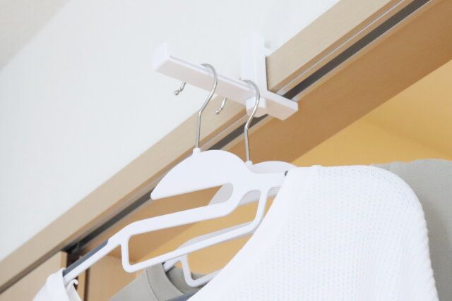 ダイソー ランドリーハンガーキャッチ（ロングタイプ） 使用例