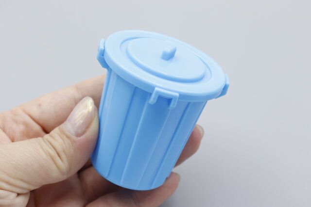 キャンドゥのmini おそうじゴミばこ