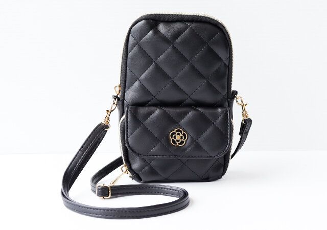 スマホポーチ 正面