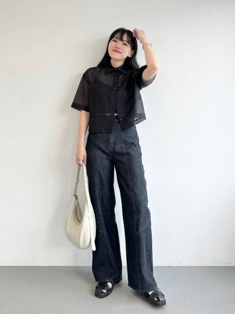 ブラックコーデ1