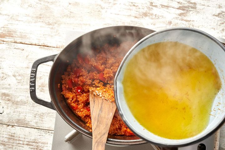 サフランを加える