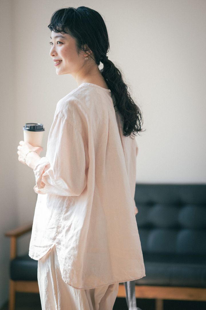 暑い日も涼しく着られる“ルーズボトム”のお手本コーデ5選。程よい抜け感が上級者な佇まい【FUDGE FRIEND おしゃれさんの毎日コーディネート】