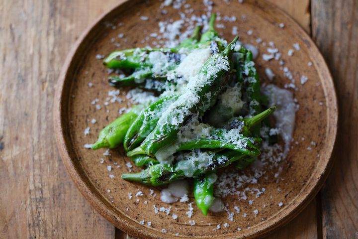 玉ねぎ糀と焼きししとう＆パルミジャーノ