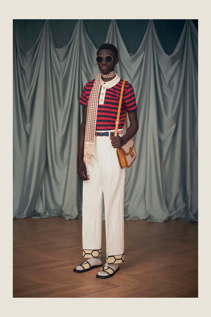 ヴァレンティノ 2025年リゾートコレクションより。