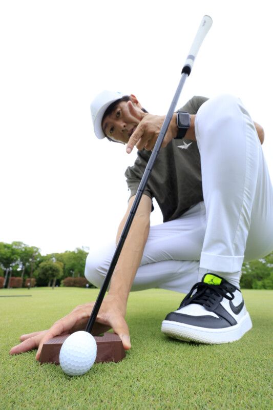 パターで真っ直ぐ構える方法とは…？正しいフェースの向きを解説！