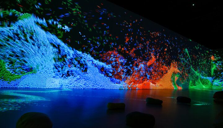 絵画の世界に没入。体験型アートイベント「Immersive Museum OSAKA 2024」開催中
