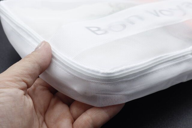 ダイソー トラベル仕分け収納ケース デザイン サイズ 厚み