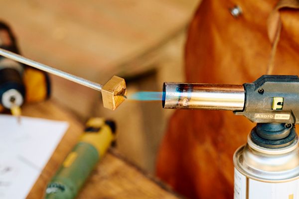 「これなんだと思う？」愛用のキャンプギアをさらに素敵にする方法!?