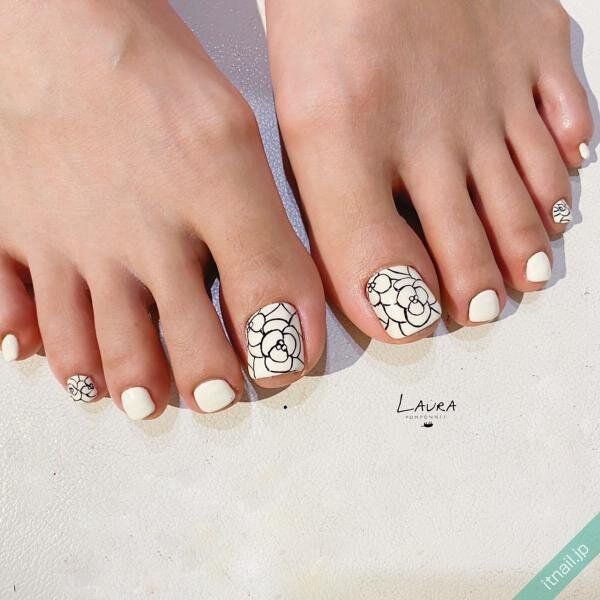 LAURA POMPONNEEが投稿したネイルデザイン [photoid:I0112708] via Itnail Design (735319)
