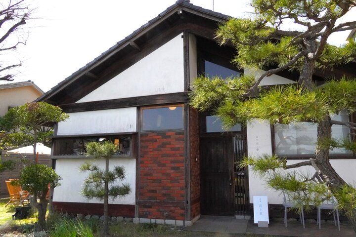 お庭のある素敵な邸宅カフェ「茶室 雨ト音」でクリームティーを楽しむスローな時間♪