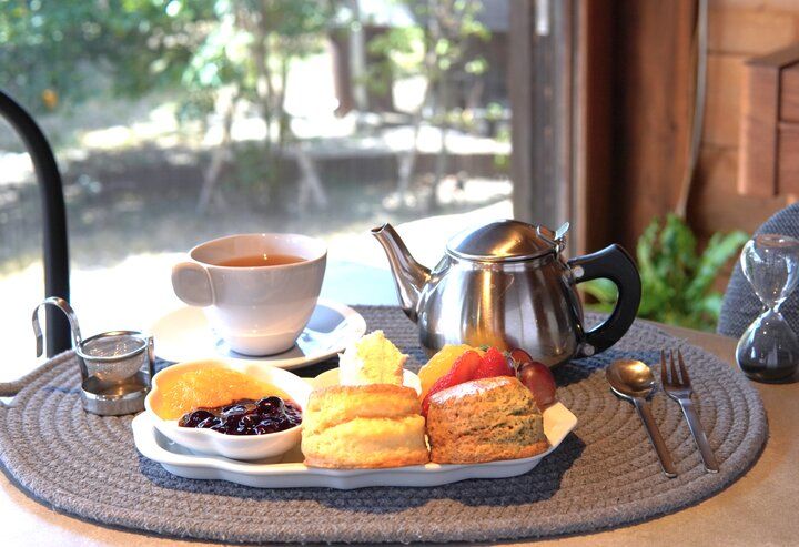 お庭のある素敵な邸宅カフェ「茶室 雨ト音」でクリームティーを楽しむスローな時間♪