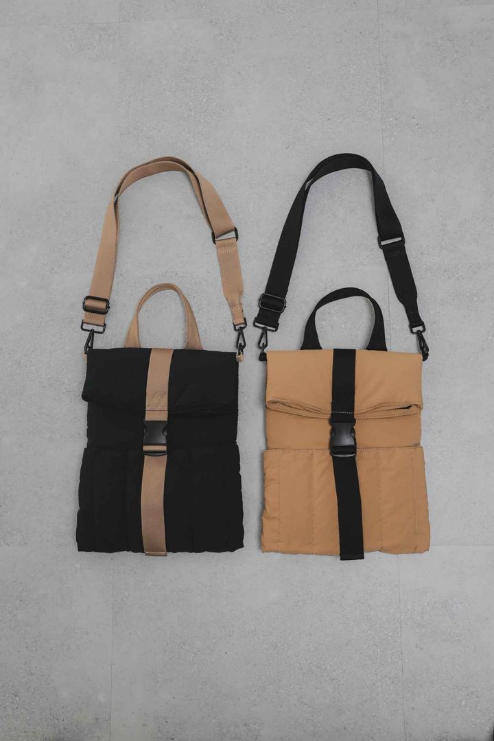 画像: 【O0u×LE VERNIS】PC BAG〈縦37×横28〉各¥11,000