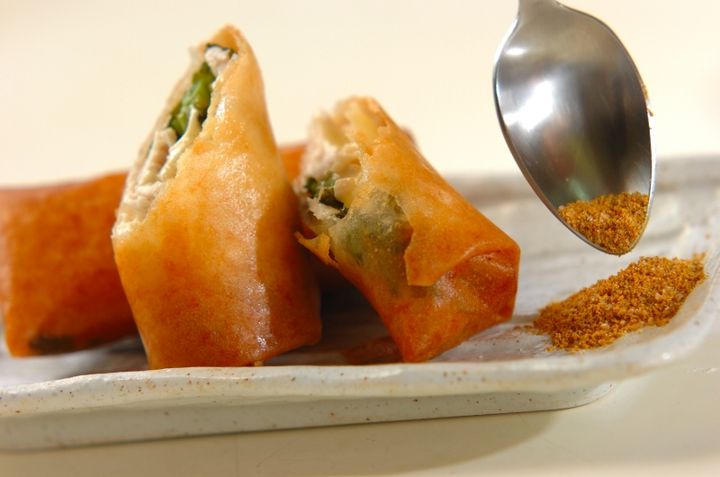 ささ身とクレソンの春巻きの作り方4