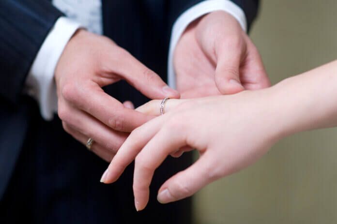 結婚に向いてる人・向いていない人の違い8選