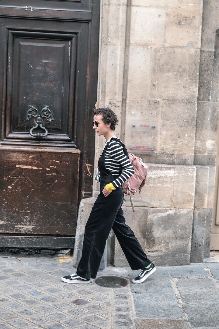 VANS（ヴァンズ）スニーカー「オールドスクール」の魅力。日本企画とUSA企画の違いって？