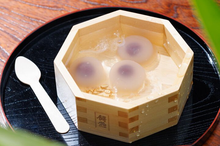ひんやり、つるり♪岐阜・大垣の名物、水まんじゅうを江戸時代創業の老舗「餅惣」で