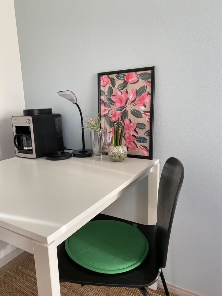 圧倒的に大多数です！おしゃれな家のダイニングテーブルは長方形？それとも丸型？