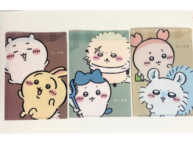 100円ショップ×ちいかわ雑貨第6シリーズ A5見開きファイル 表