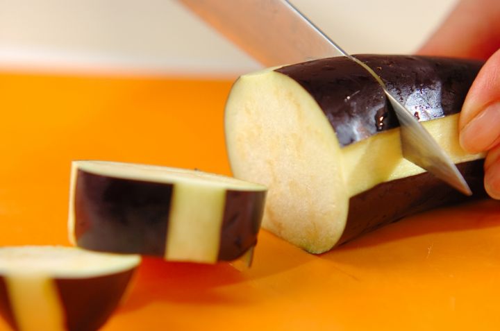 箸が止まらない！ししとうの揚げ浸し 麺つゆで簡単 by吉田 朋美さんの下準備1