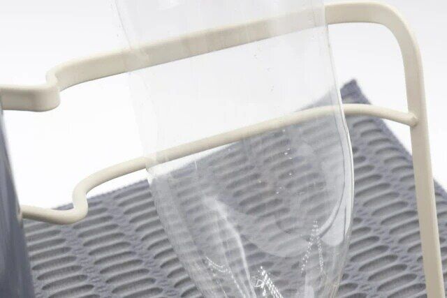 3COINS スリーコインズ スリコ 折りたたみボトルスタンド くぼみのサイズ