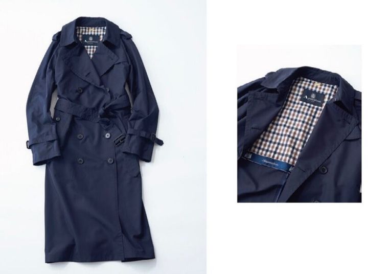 アクアスキュータムのネイビーのトレンチ