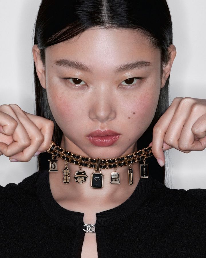 「プルミエール チャーム クチュール」（SSにYGコーティング、ケース径19.7×15.2mm、クォーツ、数量限定）￥1,705,000