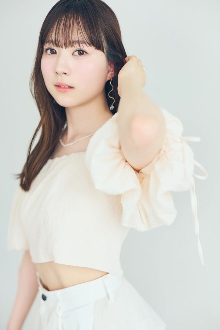 菊池日菜 美しい腹筋