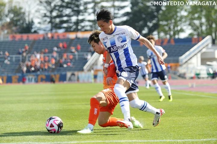 【インタビュー】古巣対戦に燃えるモンテディオ山形MF氣田亮真が語る「みちのくダービー」への決意