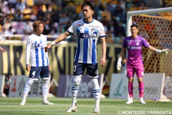 【インタビュー】古巣対戦に燃えるモンテディオ山形MF氣田亮真が語る「みちのくダービー」への決意