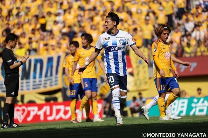 【インタビュー】古巣対戦に燃えるモンテディオ山形MF氣田亮真が語る「みちのくダービー」への決意